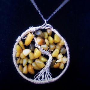 *HANDMADE* Green Quartzite Tree Of Life Pendant 🍃